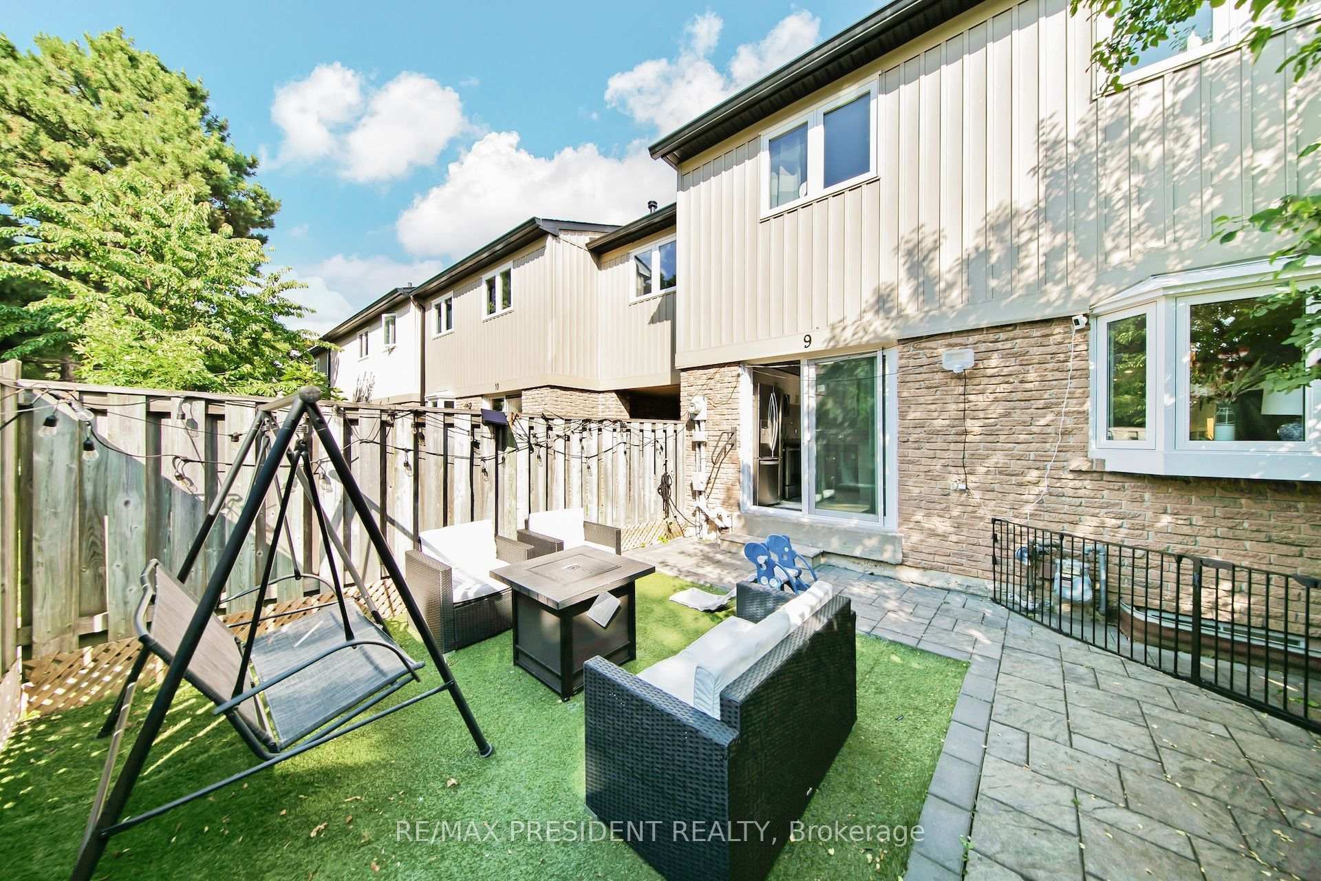 Photo 15 of Unit 9, 7080 Copenhagen Road, Mississauga, Meadowvale — HOMEH