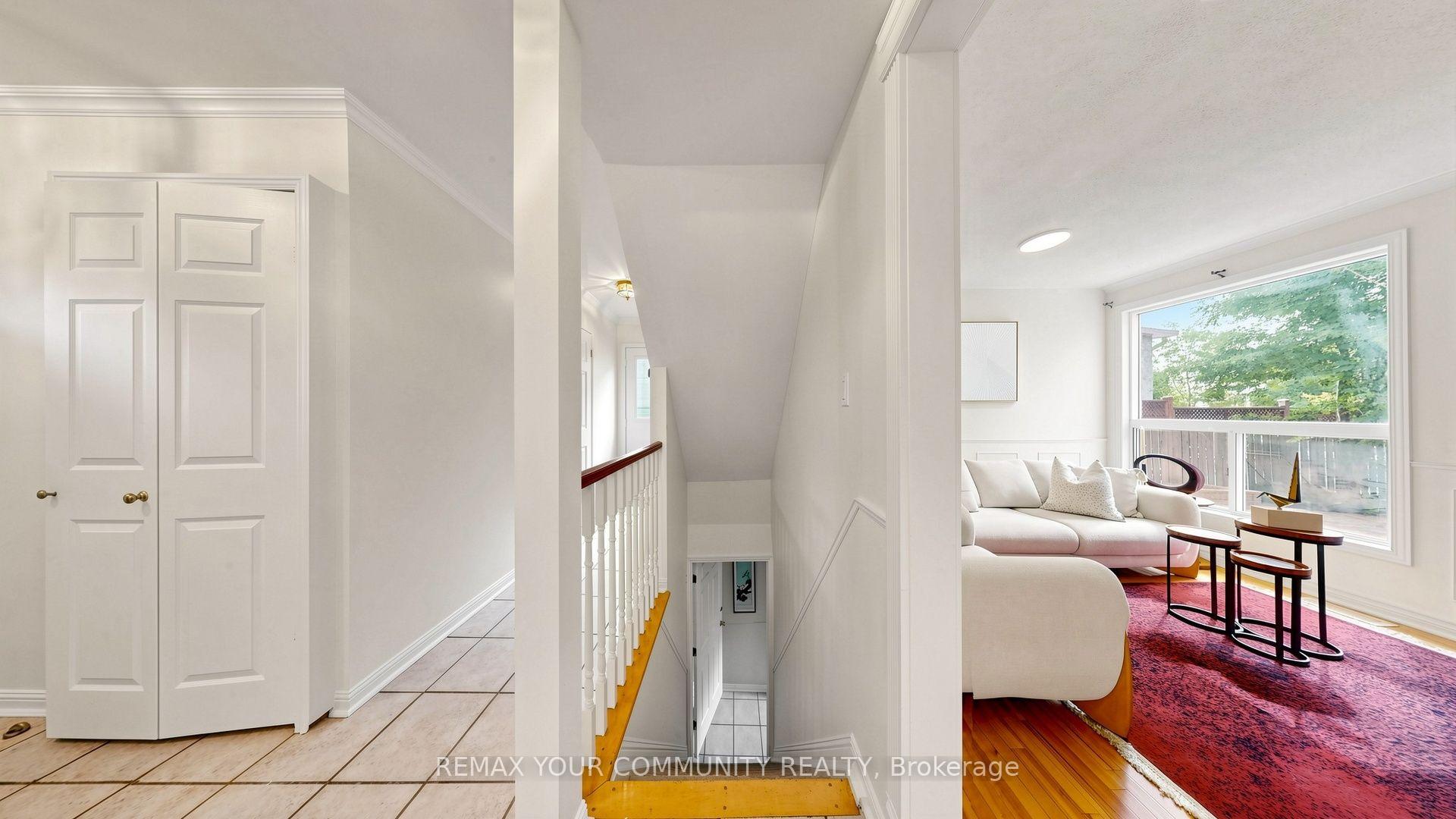 Photo 34 of 276 Currey Crescent, Newmarket, Central Newmarket — HOMEH