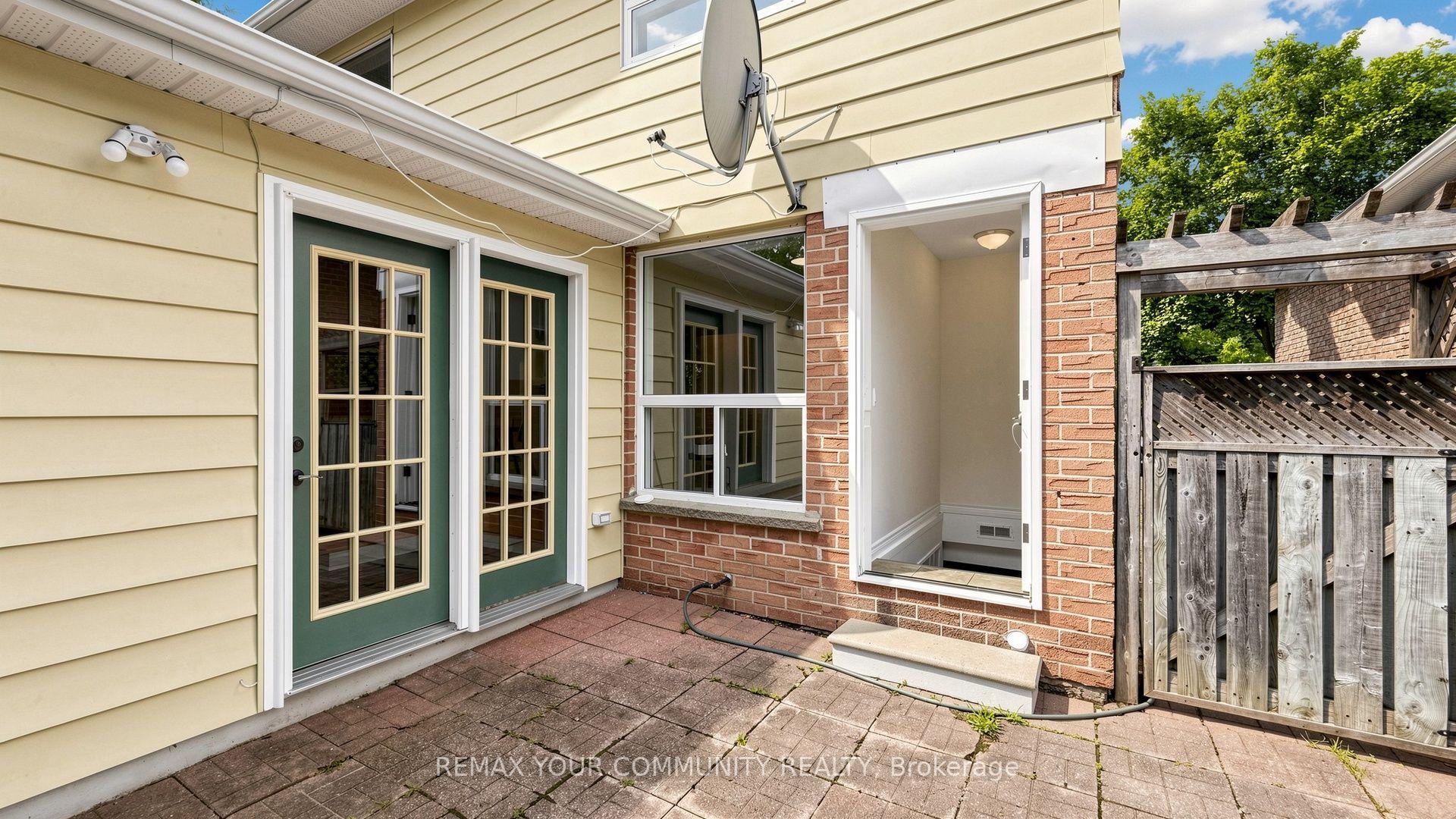 Photo 41 of 276 Currey Crescent, Newmarket, Central Newmarket — HOMEH