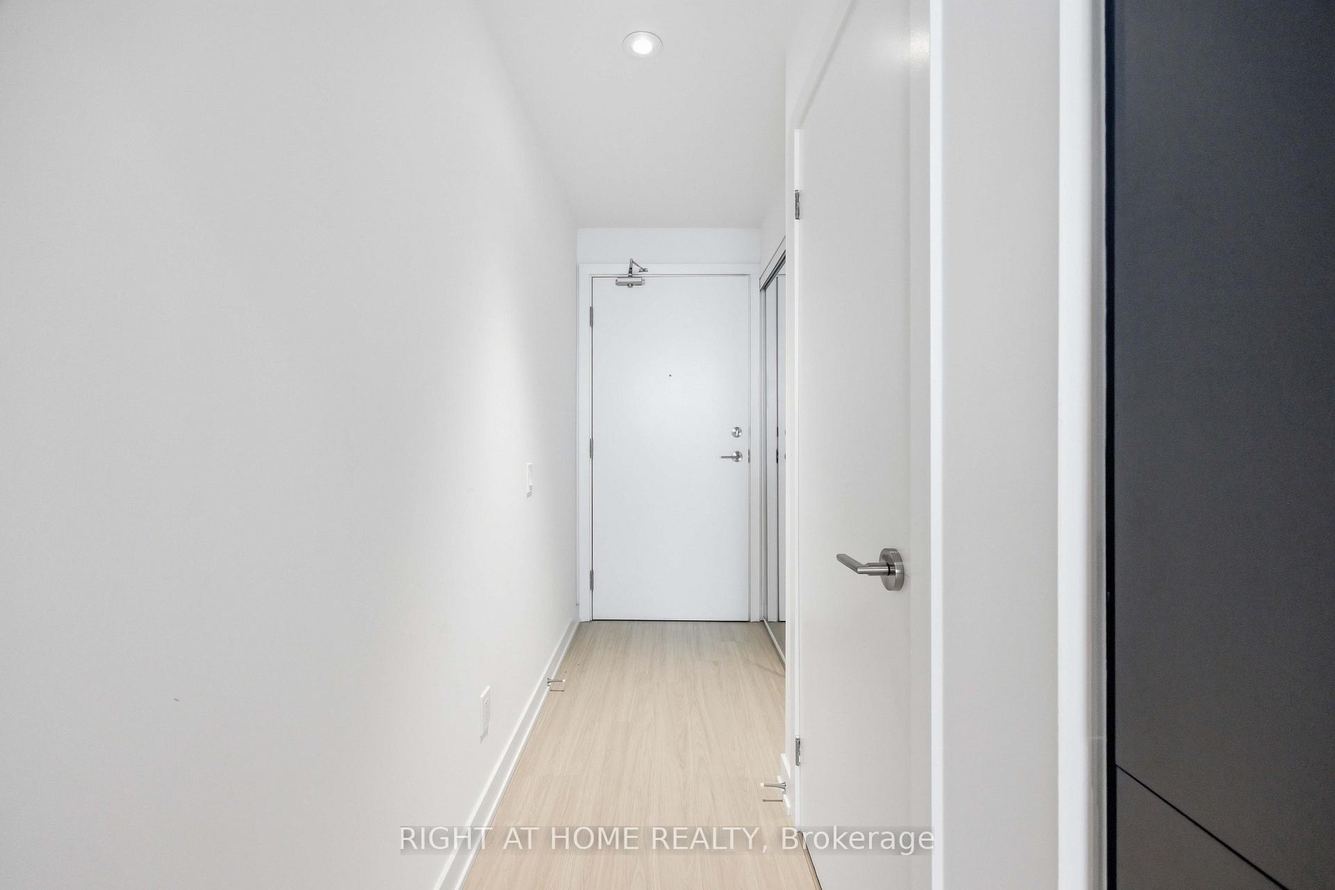 Photo 10 of Unit 5110, 8 Wellesley Street W, Toronto, Bay Street Corridor — HOMEH