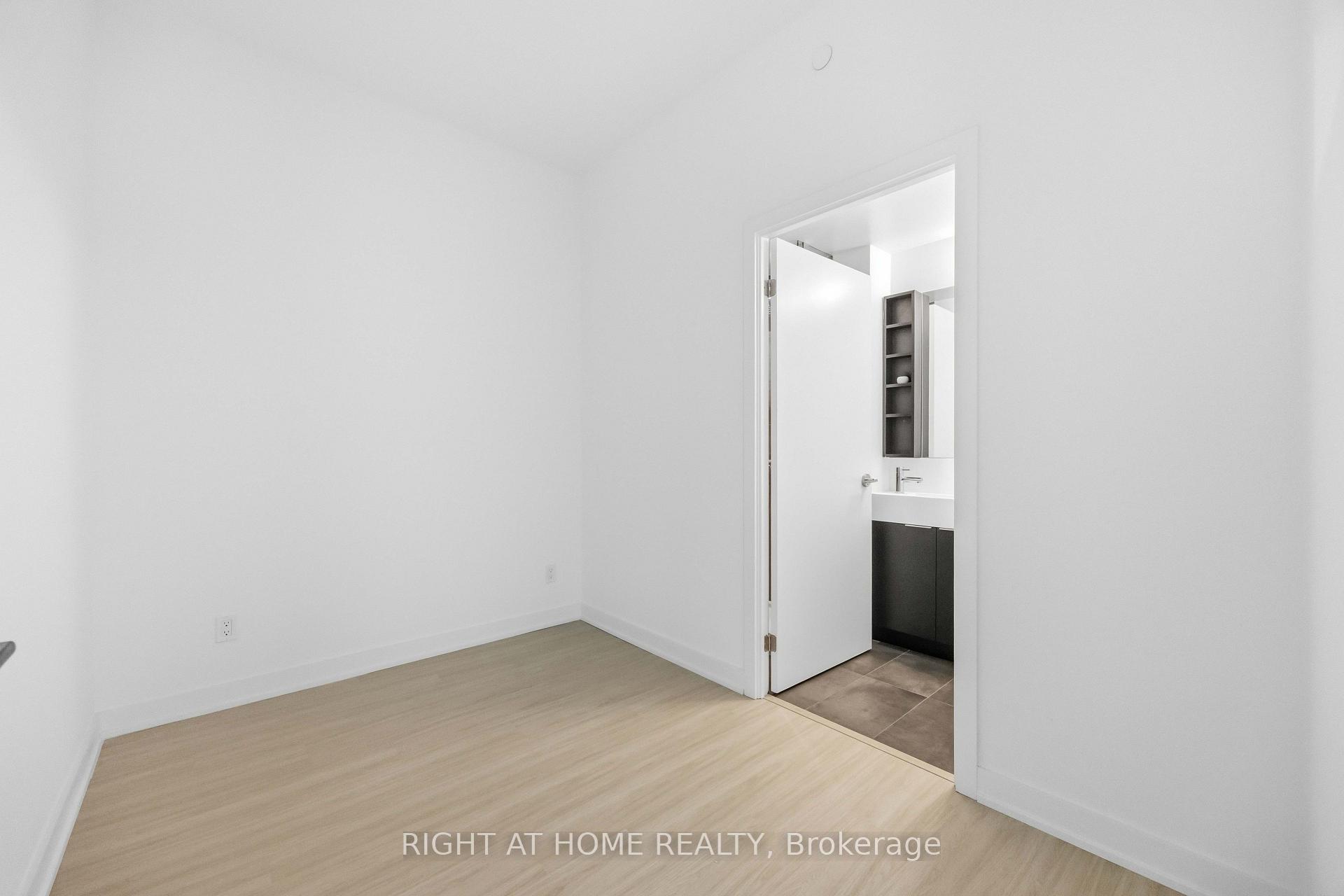 Photo 24 of Unit 5110, 8 Wellesley Street W, Toronto, Bay Street Corridor — HOMEH