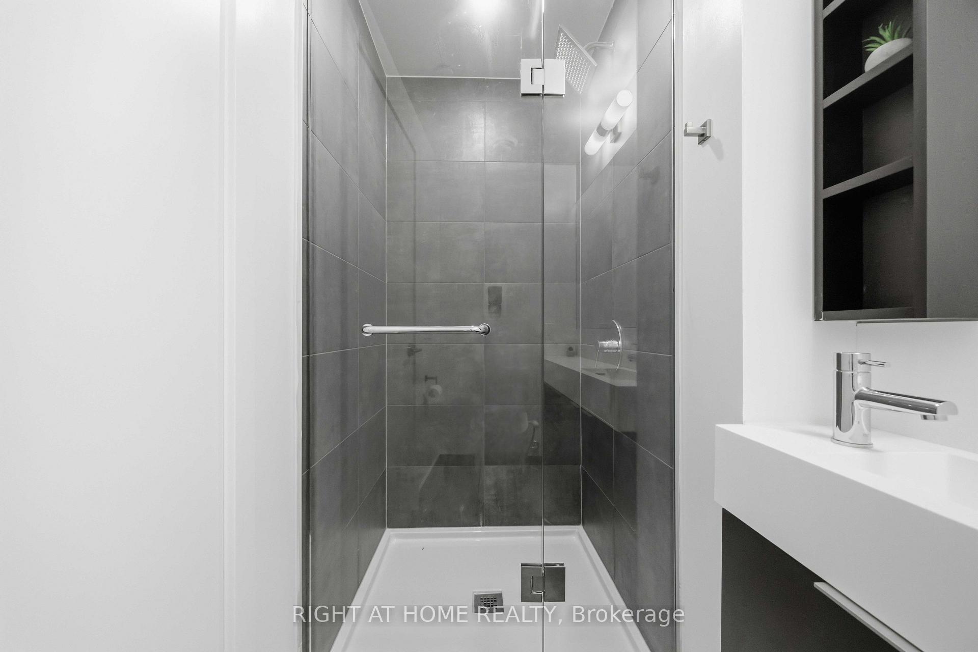 Photo 29 of Unit 5110, 8 Wellesley Street W, Toronto, Bay Street Corridor — HOMEH