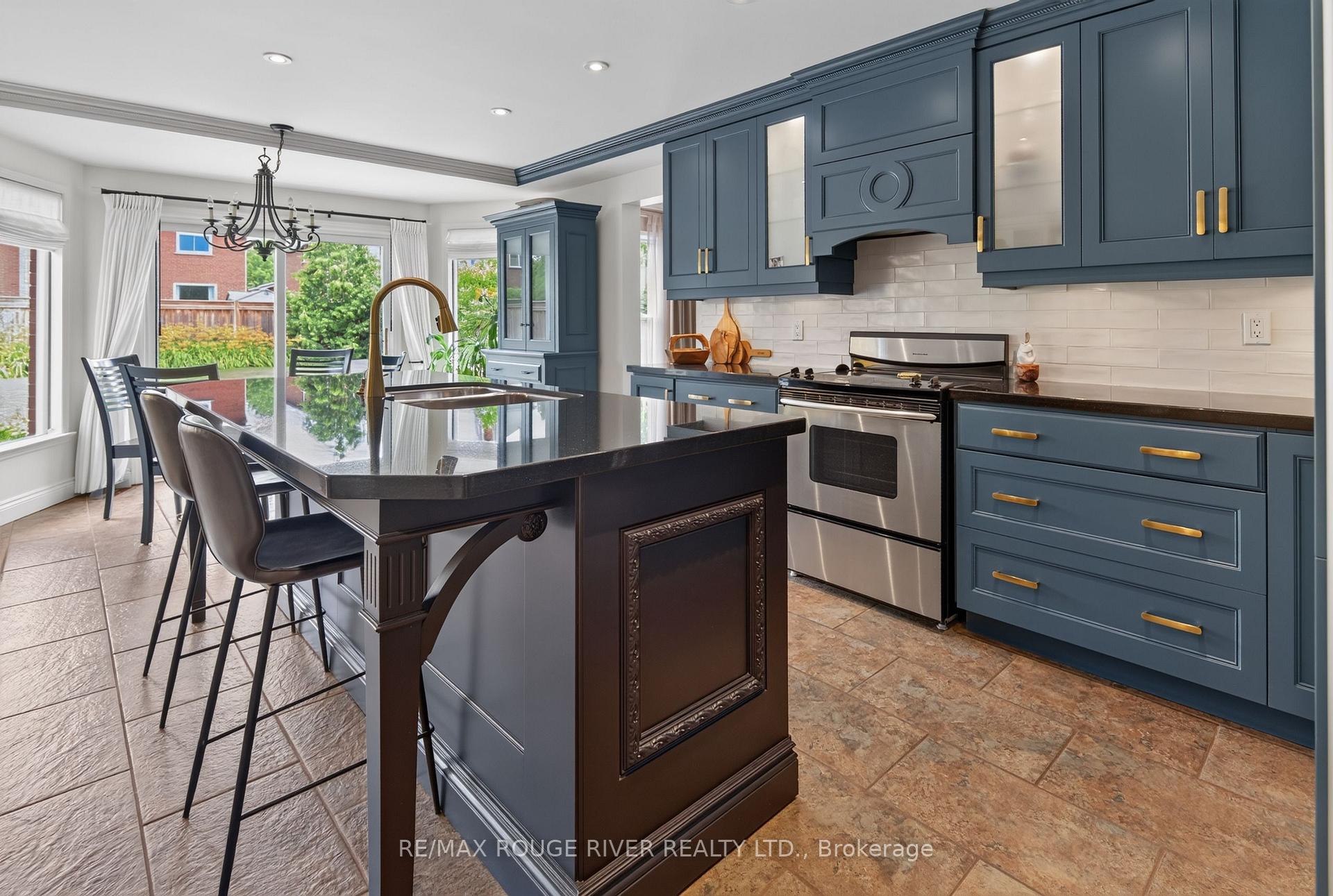 Photo 13 of 1823 Dencourt Drive, Pickering, Amberlea — HOMEH