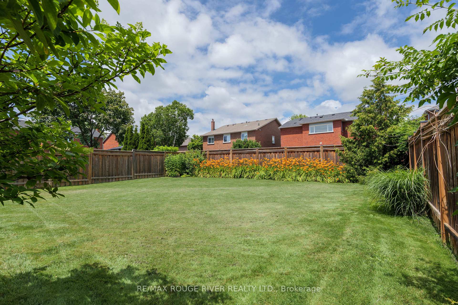 Photo 46 of 1823 Dencourt Drive, Pickering, Amberlea — HOMEH