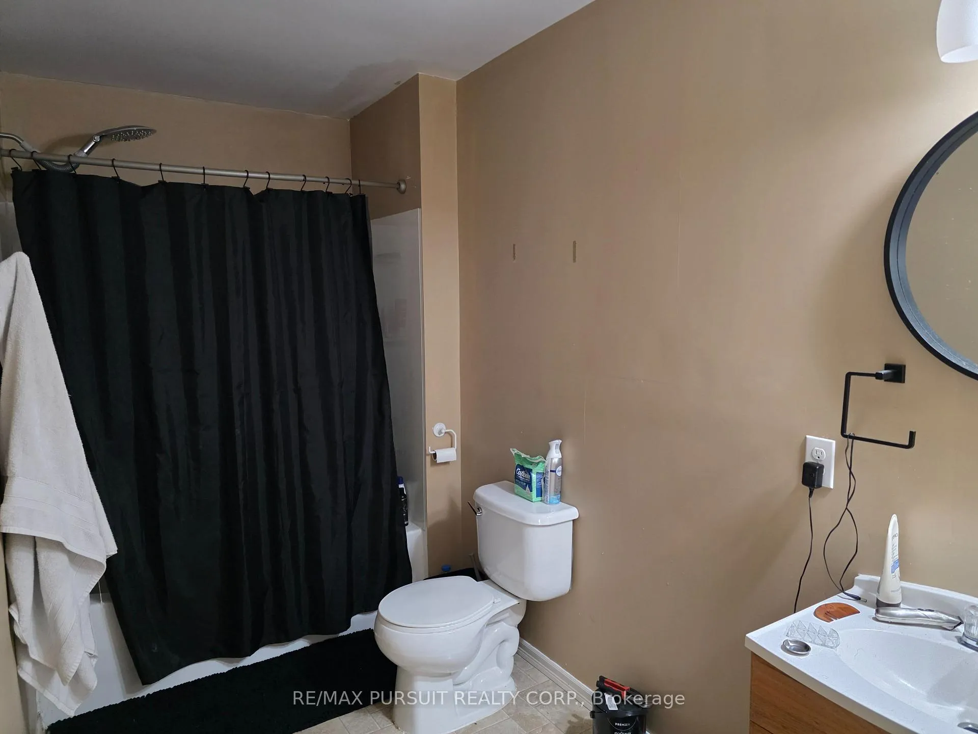 Photo 10 of 187 Lang Street, Cobalt — HOMEH