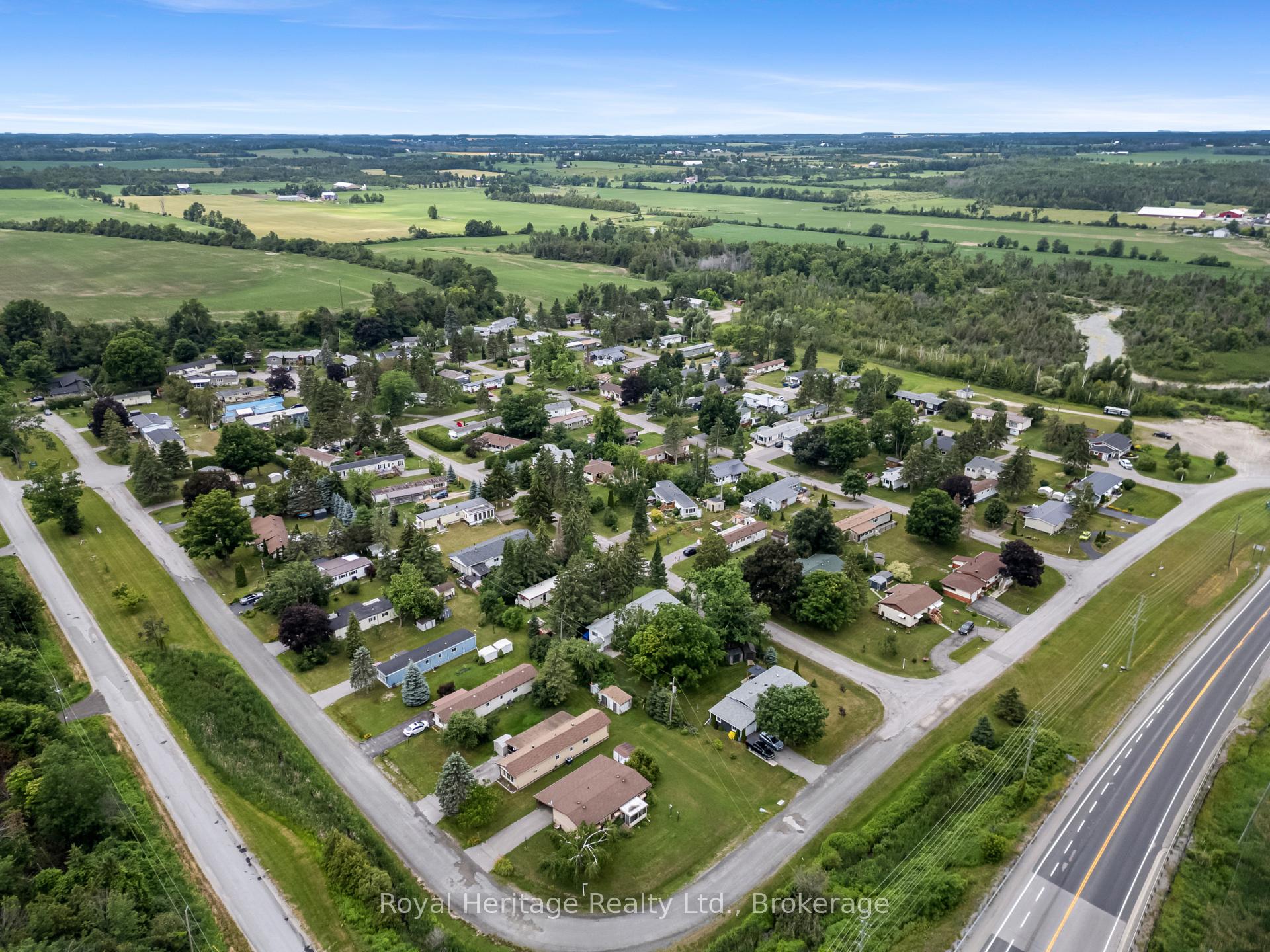 Photo 35 of 3 Macal Drive, Kawartha Lakes, Fenelon — HOMEH