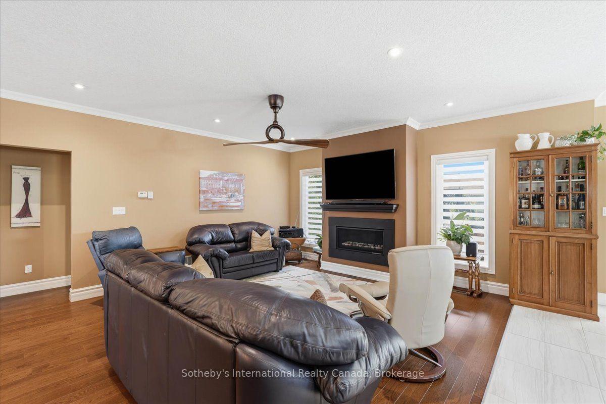 Photo 10 of 7 Conger Drive, Prince Edward County, Wellington Ward — HOMEH