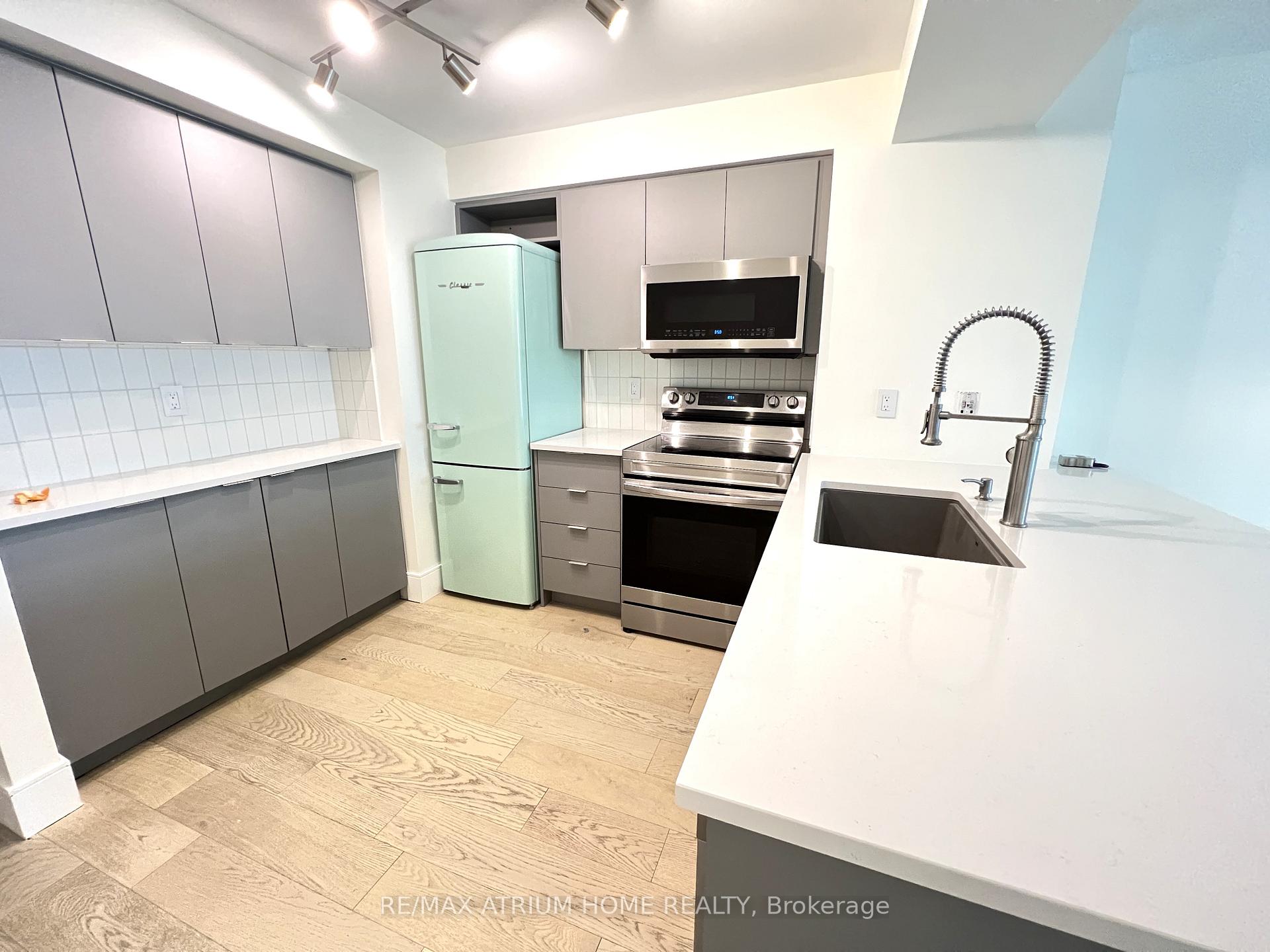 Photo 7 of Unit 905, 410 Queens Quay W, Toronto, Waterfront Communities — HOMEH