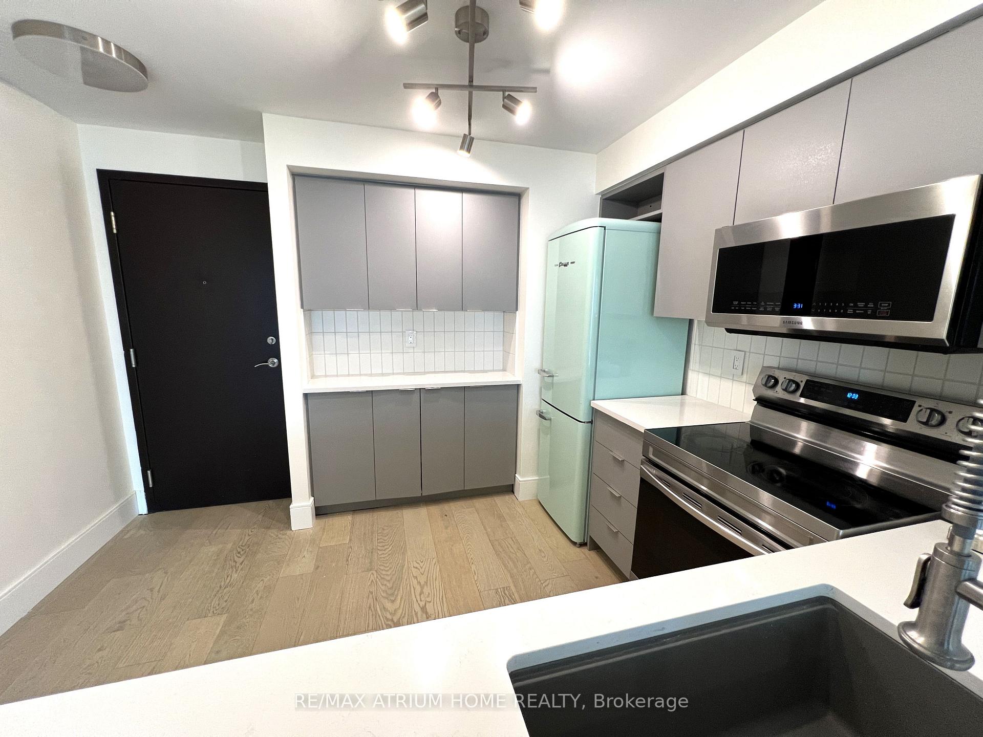 Photo 8 of Unit 905, 410 Queens Quay W, Toronto, Waterfront Communities — HOMEH