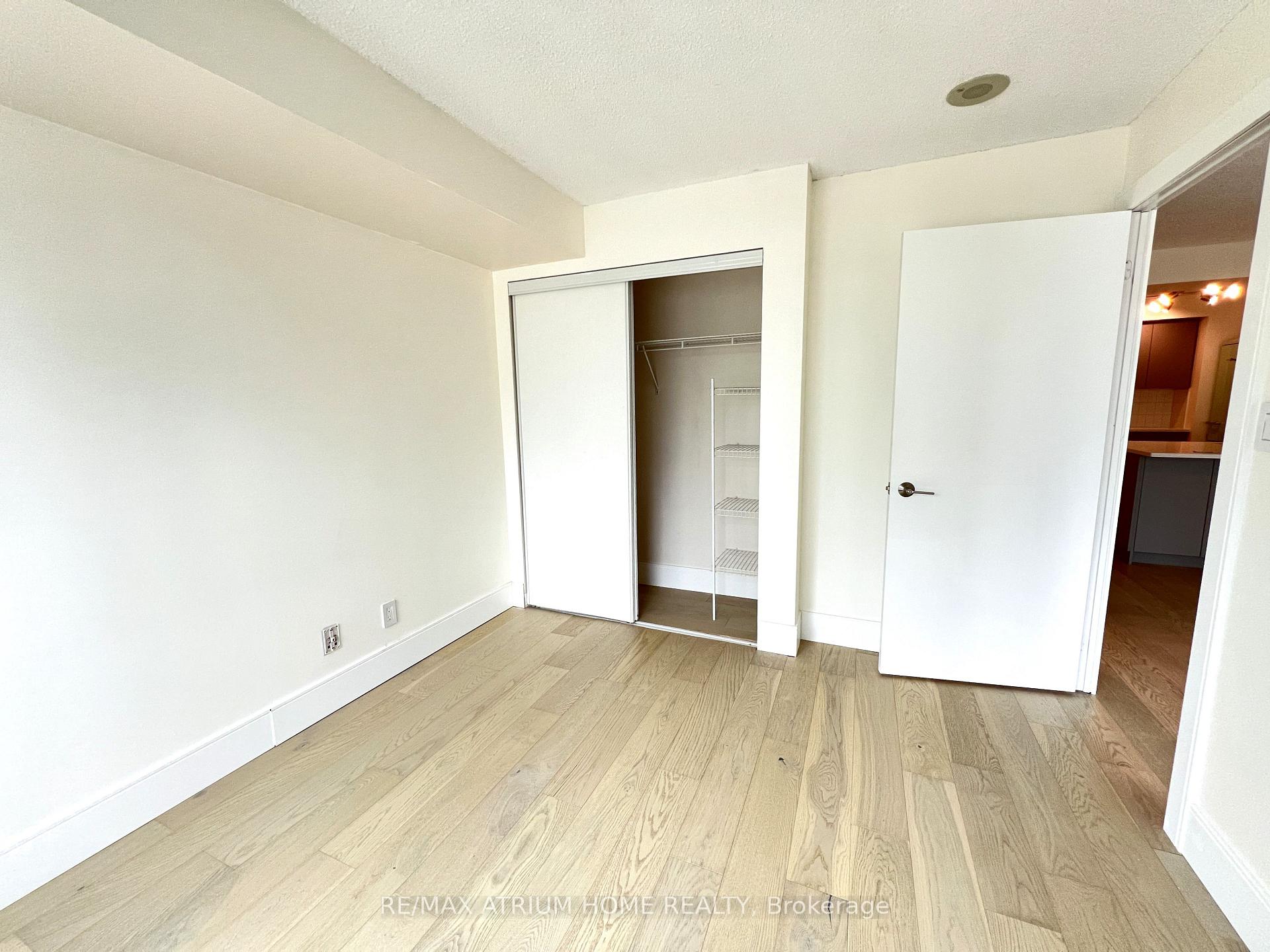 Photo 18 of Unit 905, 410 Queens Quay W, Toronto, Waterfront Communities — HOMEH