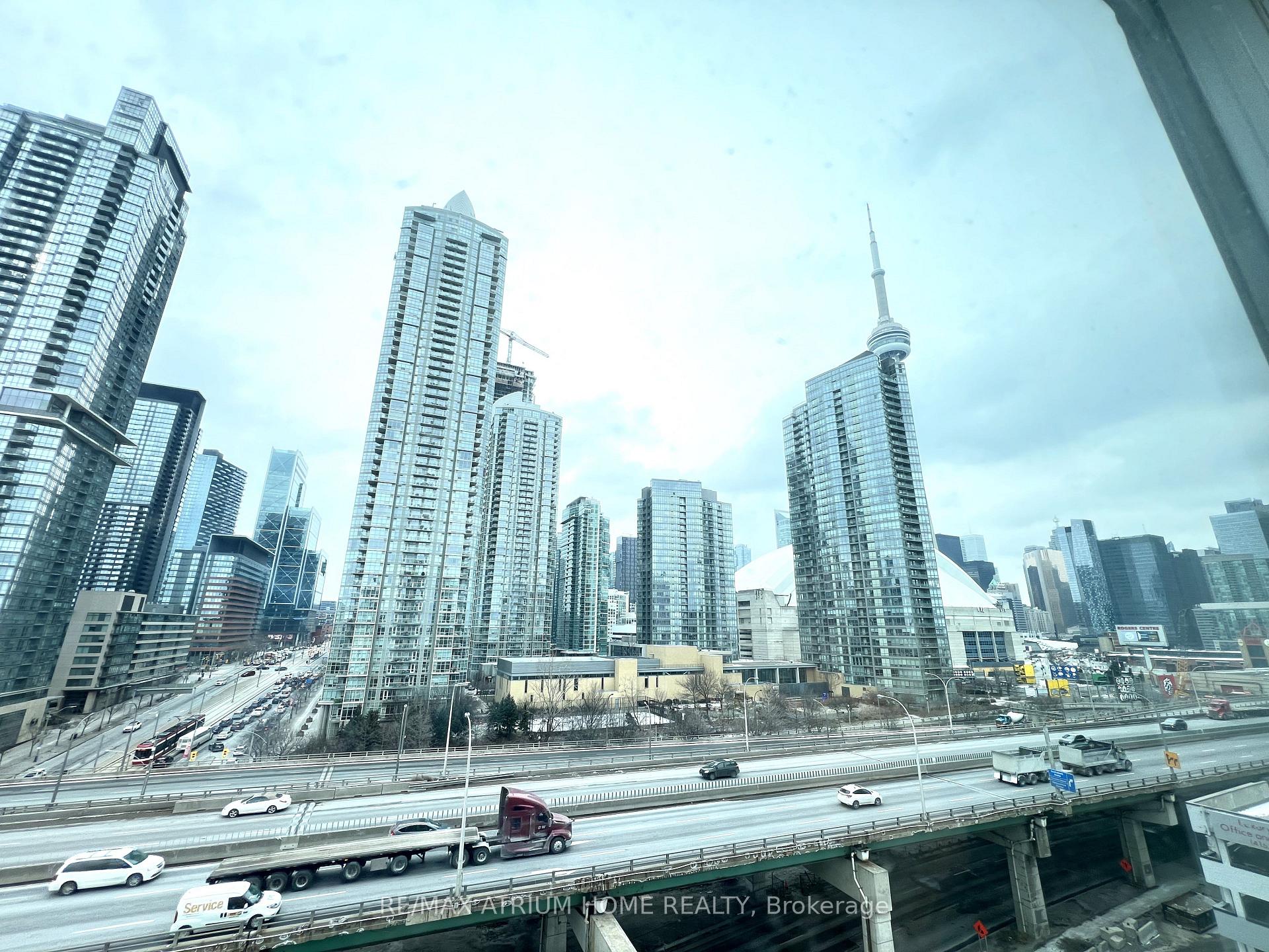 Photo 36 of Unit 905, 410 Queens Quay W, Toronto, Waterfront Communities — HOMEH
