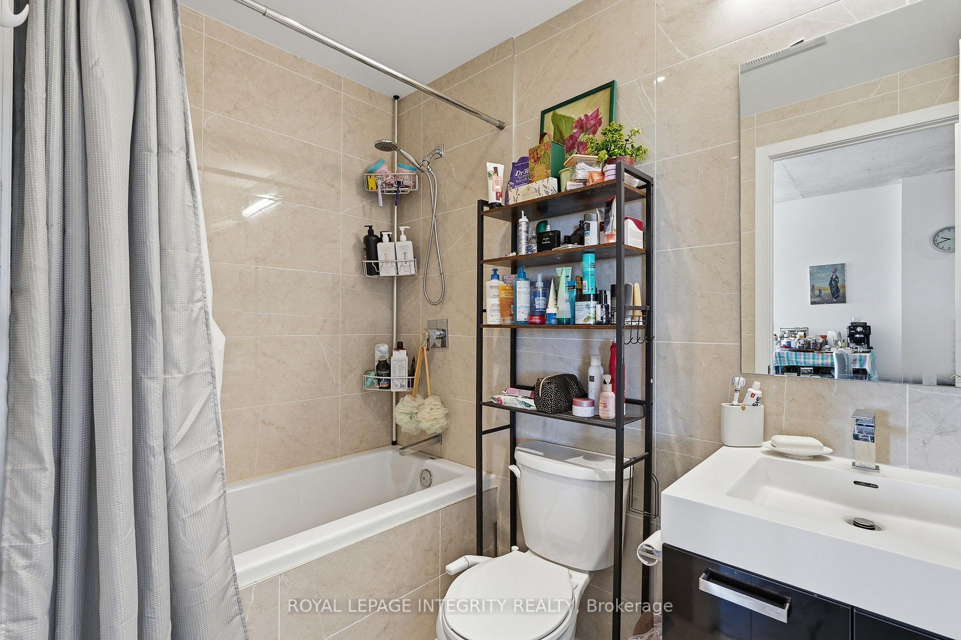 Photo 8 of Unit 1203, 203 Catherine Street, Ottawa, Ottawa Centre — HOMEH
