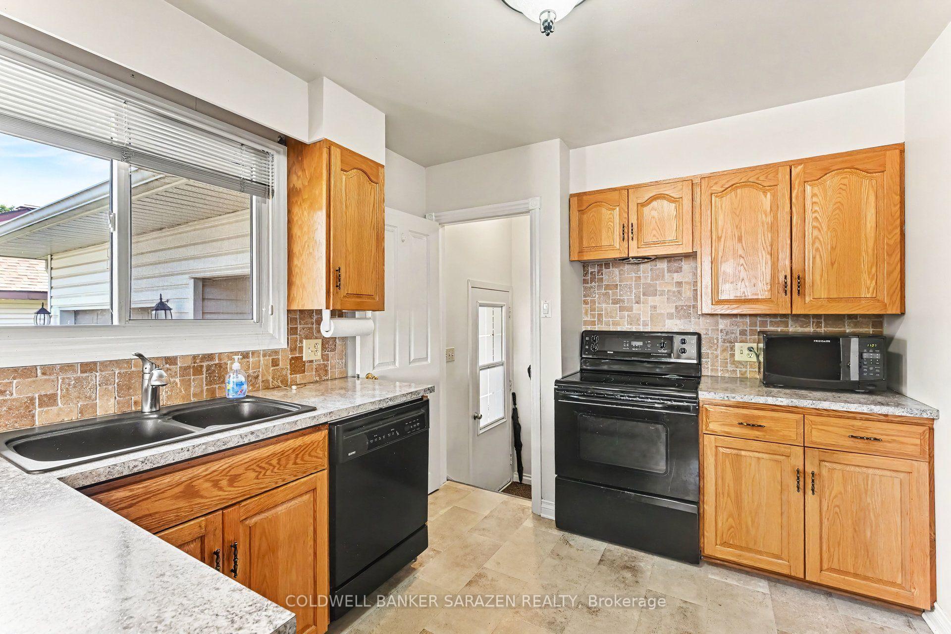 Photo 12 of 68 Tierney Street S, Arnprior, Arnprior — HOMEH