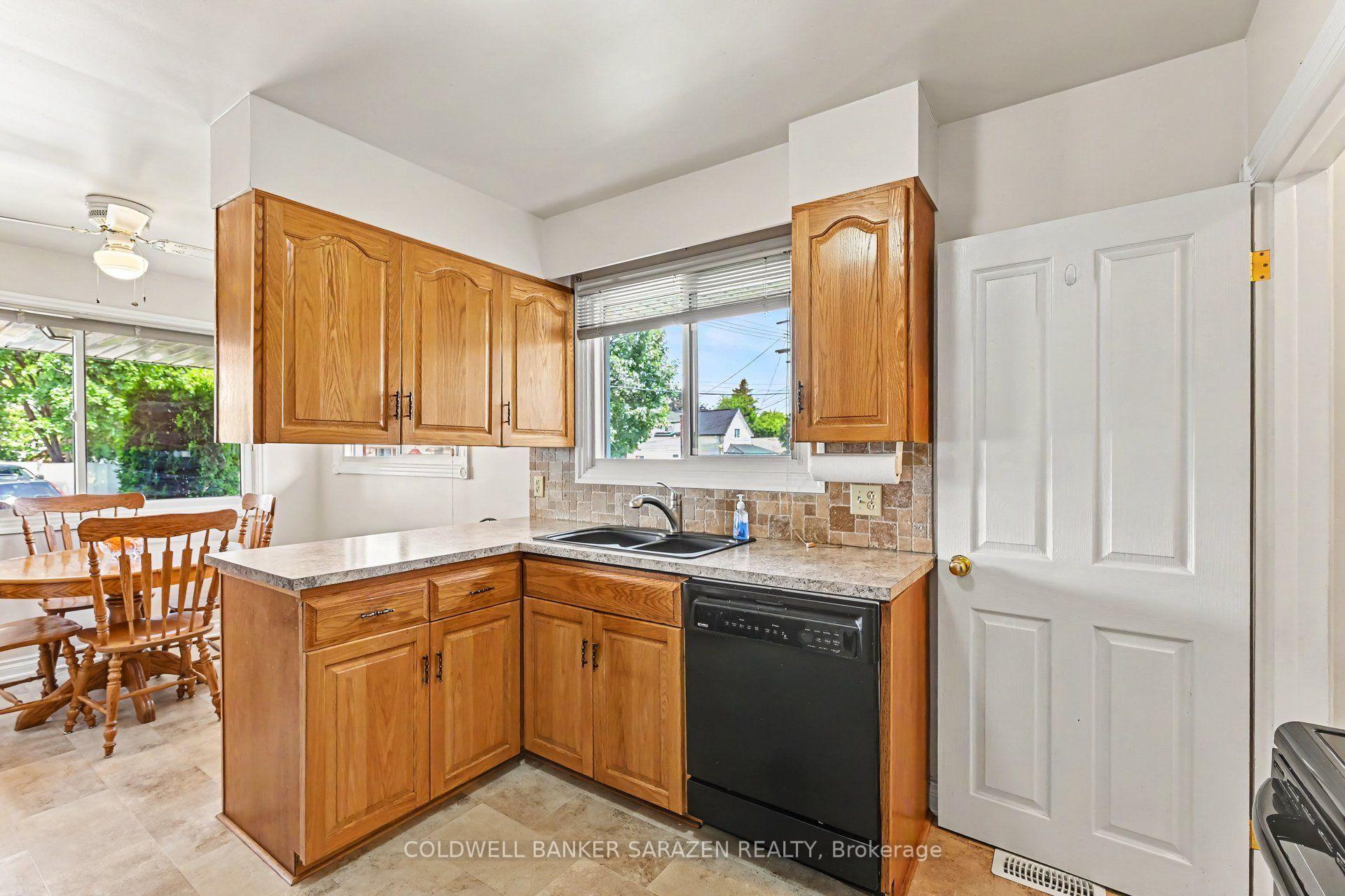 Photo 13 of 68 Tierney Street S, Arnprior, Arnprior — HOMEH