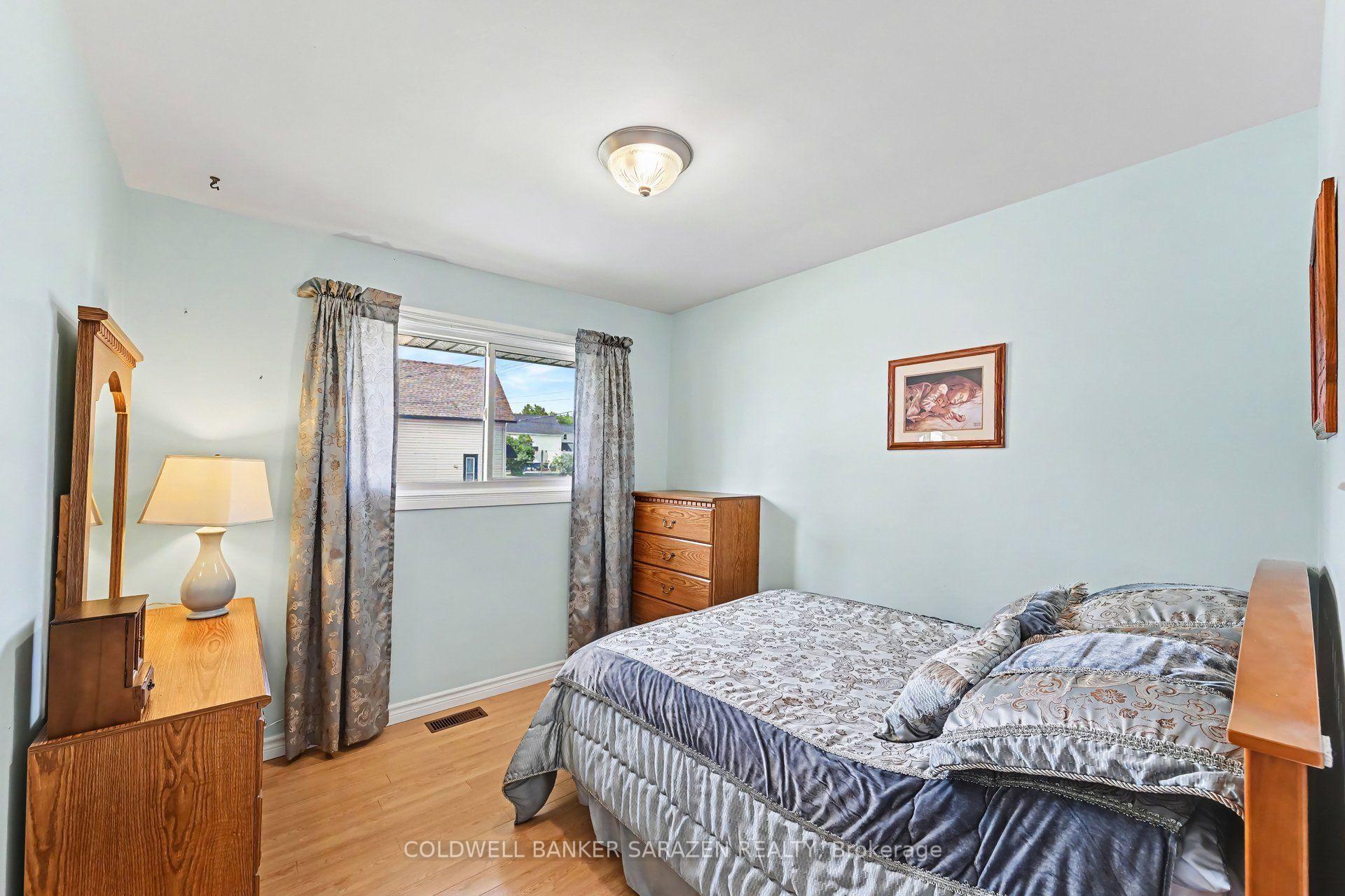 Photo 18 of 68 Tierney Street S, Arnprior, Arnprior — HOMEH