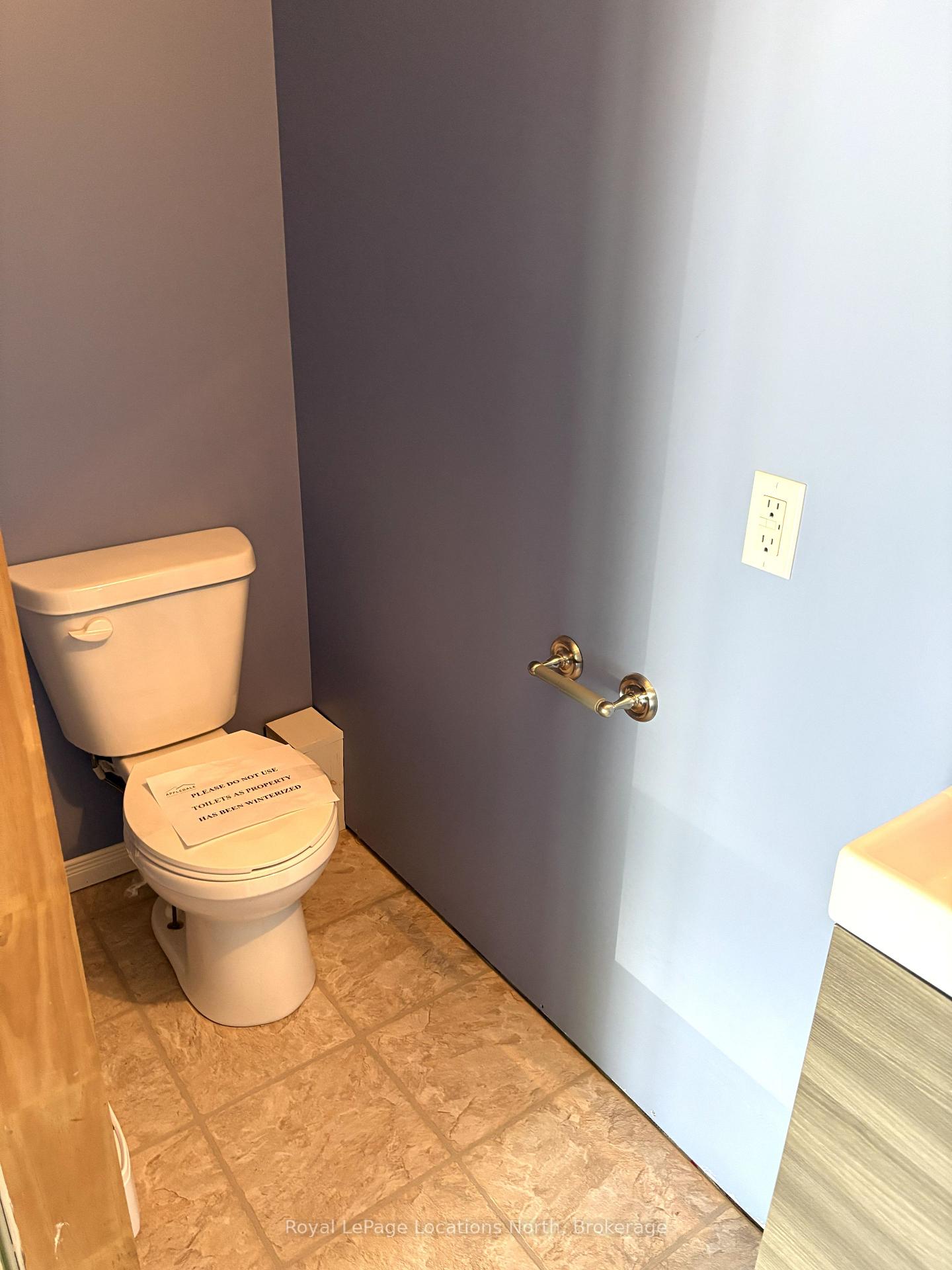 Photo 12 of 2 Lynn Street, Tiny, Perkinsfield — HOMEH