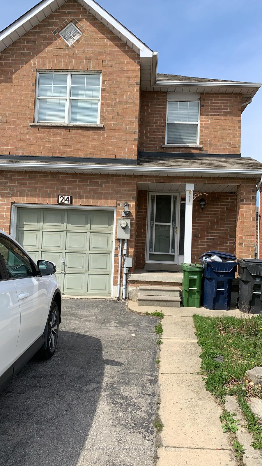 Photo 1 of 24 Mattari Court, Etobicoke, West Humber-Clairville — HOMEH