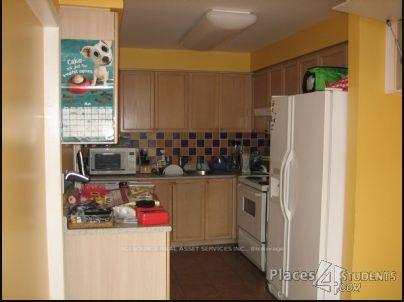 Photo 13 of 24 Mattari Court, Etobicoke, West Humber-Clairville — HOMEH
