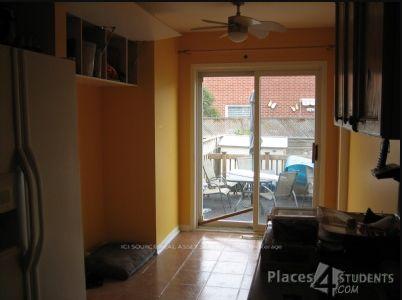 Photo 14 of 24 Mattari Court, Etobicoke, West Humber-Clairville — HOMEH