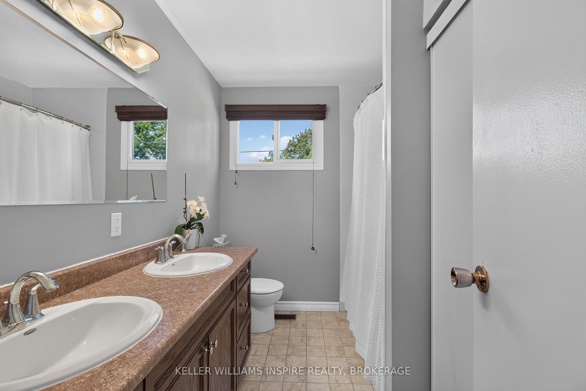 Photo 23 of 38 Westran Road, Loyalist, Amherstview — HOMEH