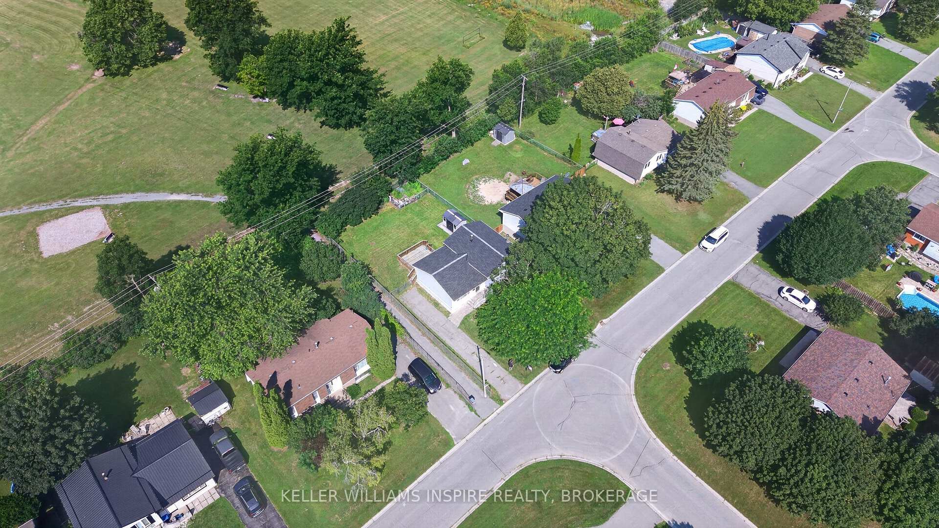 Photo 40 of 38 Westran Road, Loyalist, Amherstview — HOMEH