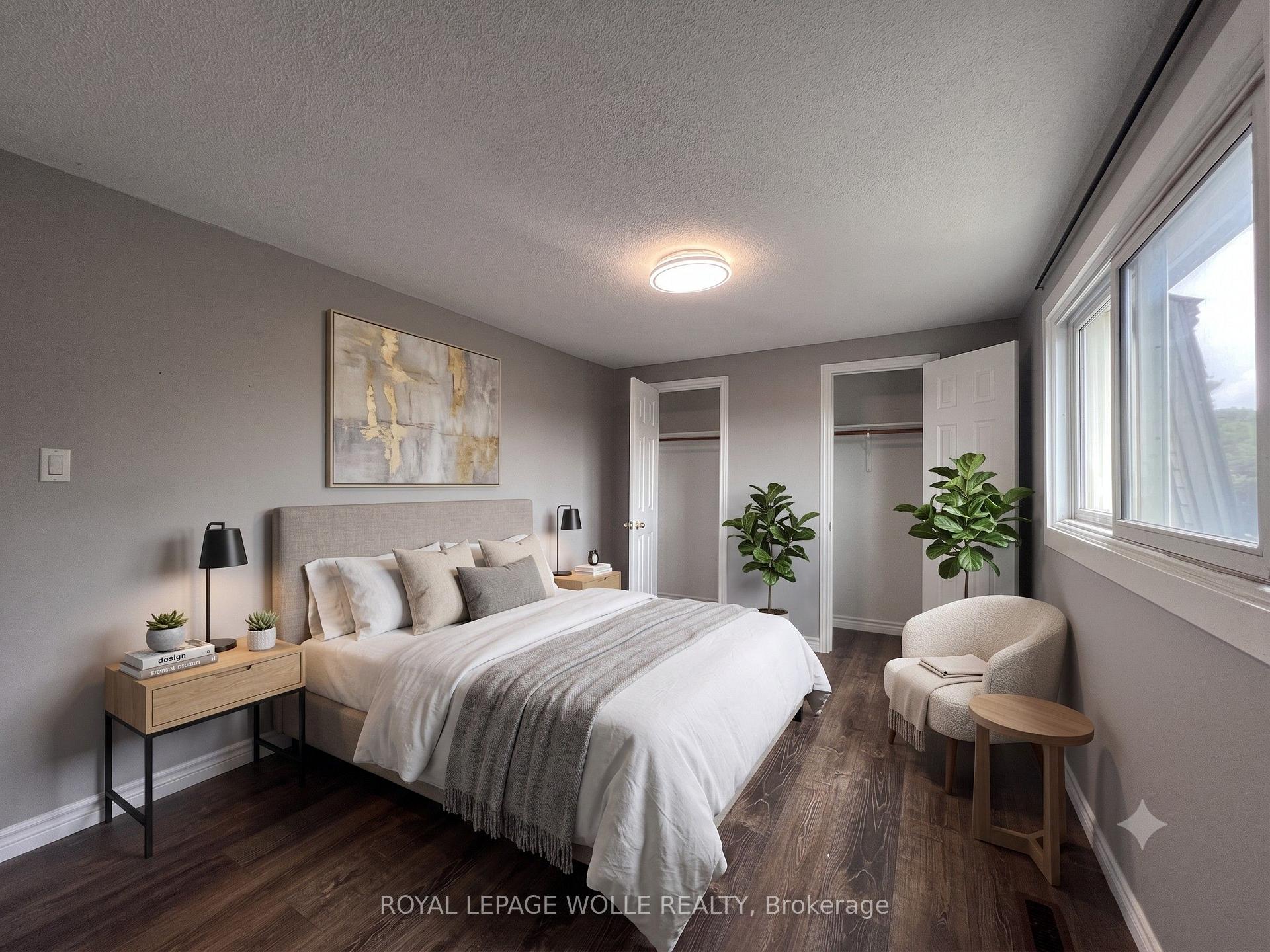 Photo 5 of Unit 4, 138 Blackhorne Drive, Kitchener — HOMEH