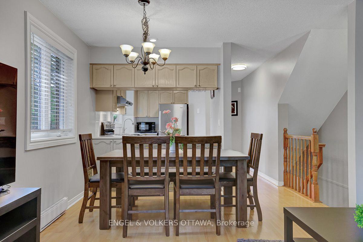 Photo 18 of 382 Briston Private, Ottawa, Hunt Club Park — HOMEH