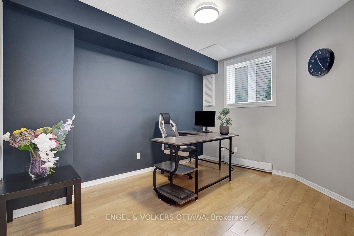 Photo 29 of 382 Briston Private, Ottawa, Hunt Club Park — HOMEH