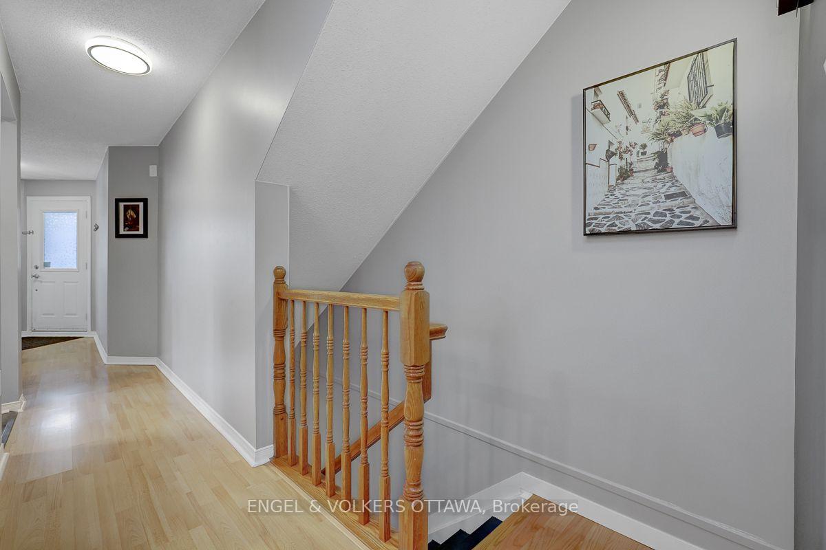 Photo 31 of 382 Briston Private, Ottawa, Hunt Club Park — HOMEH