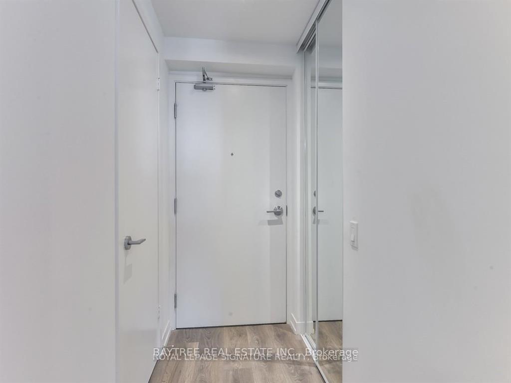Photo 4 of Unit 3607, 5 Buttermill Avenue, Vaughan, Vaughan Corporate Centre — HOMEH