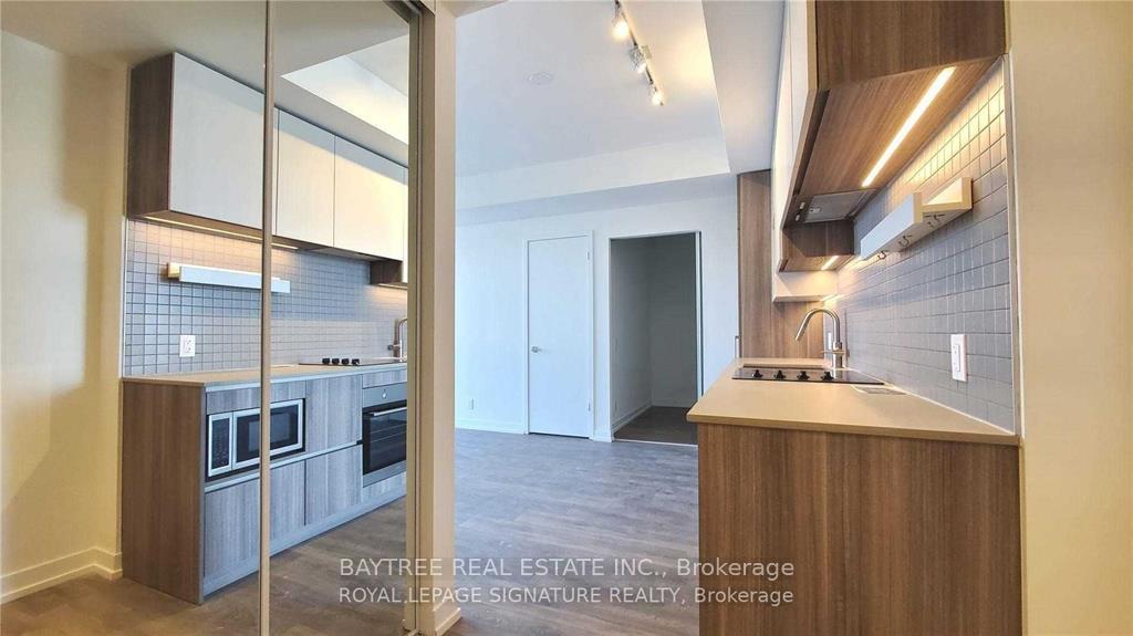 Photo 3 of Unit 4512, 898 Portage Parkway, Vaughan, Vaughan Corporate Centre — HOMEH