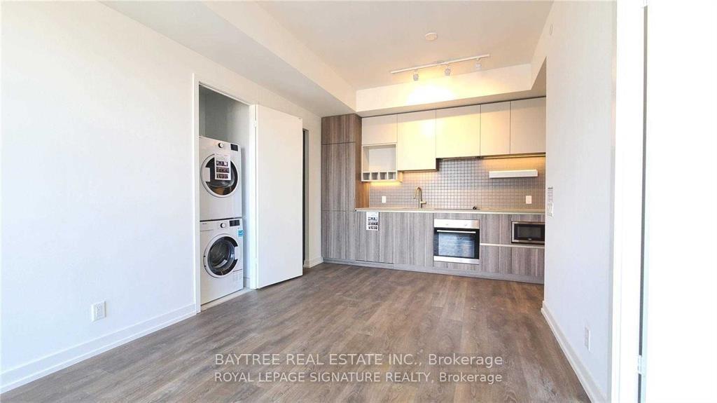 Photo 4 of Unit 4512, 898 Portage Parkway, Vaughan, Vaughan Corporate Centre — HOMEH