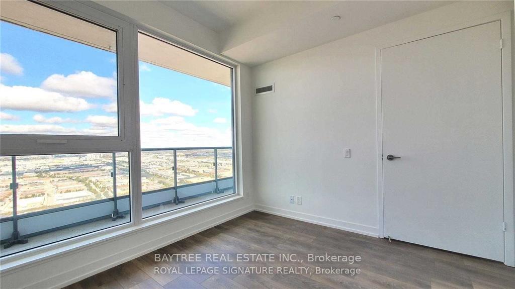 Photo 8 of Unit 4512, 898 Portage Parkway, Vaughan, Vaughan Corporate Centre — HOMEH