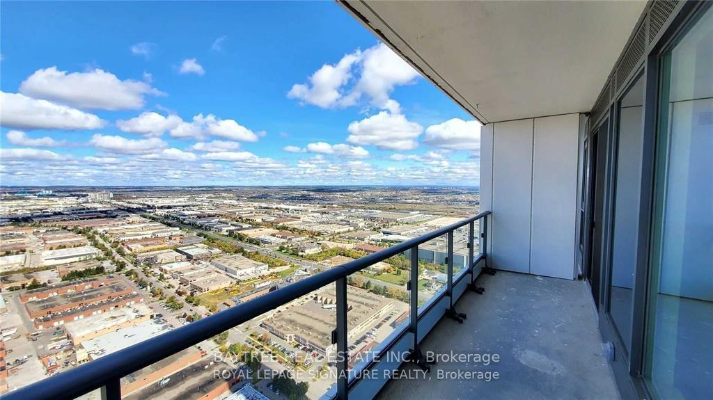 Photo 11 of Unit 4512, 898 Portage Parkway, Vaughan, Vaughan Corporate Centre — HOMEH