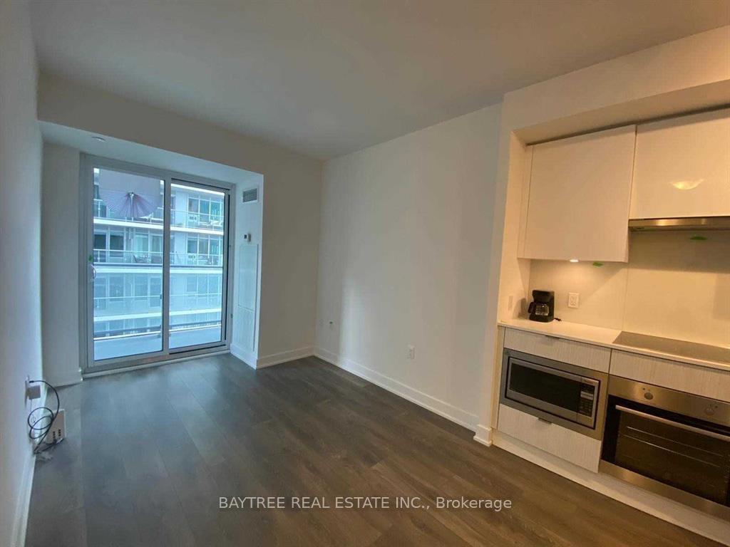Photo 2 of Unit 1001, 195 Redpath Avenue, Toronto, Mount Pleasant West — HOMEH