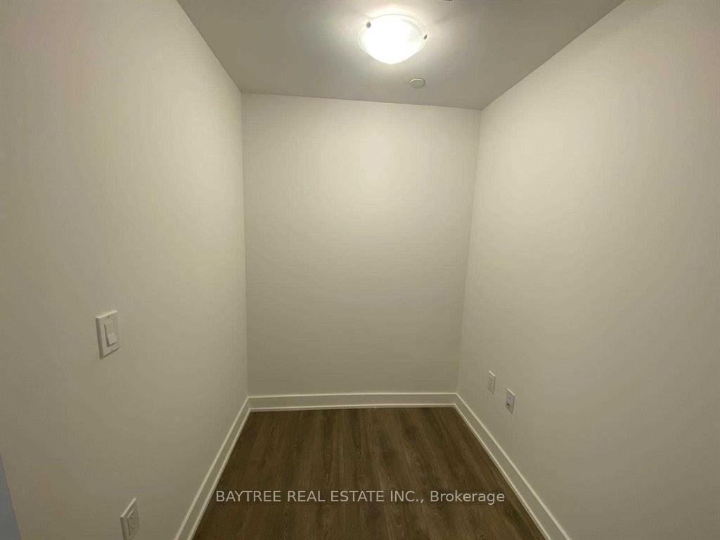 Photo 3 of Unit 1001, 195 Redpath Avenue, Toronto, Mount Pleasant West — HOMEH