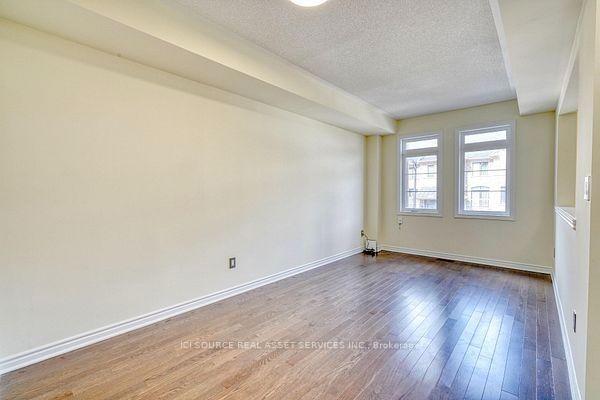 Photo 3 of 53 Sandwell Street, Vaughan, Vellore Village — HOMEH