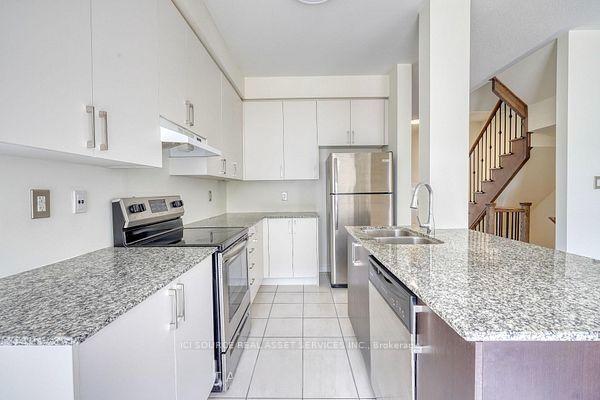Photo 15 of 53 Sandwell Street, Vaughan, Vellore Village — HOMEH