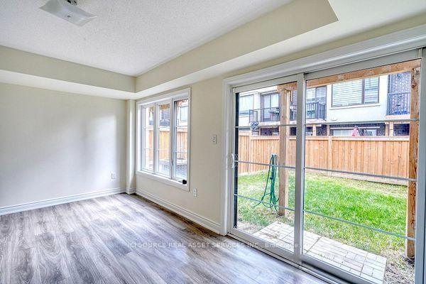 Photo 32 of 53 Sandwell Street, Vaughan, Vellore Village — HOMEH
