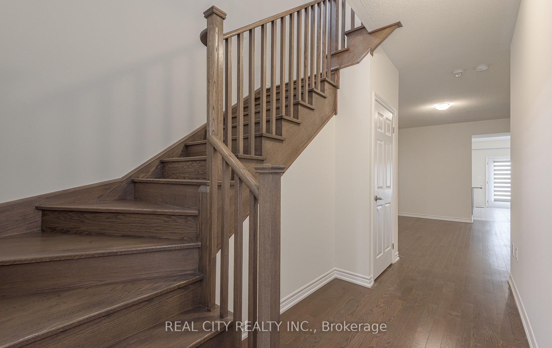 Photo 6 of 202 Doug Finney Street, Oshawa, Eastdale — HOMEH