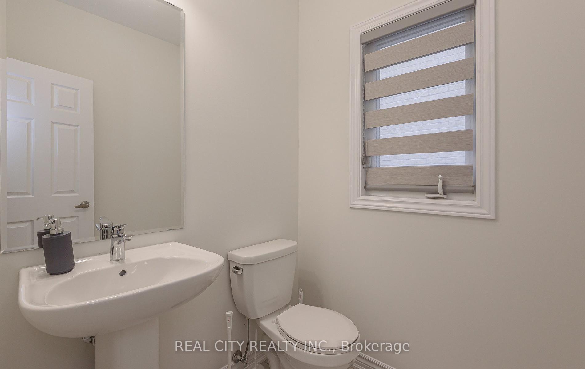 Photo 20 of 202 Doug Finney Street, Oshawa, Eastdale — HOMEH