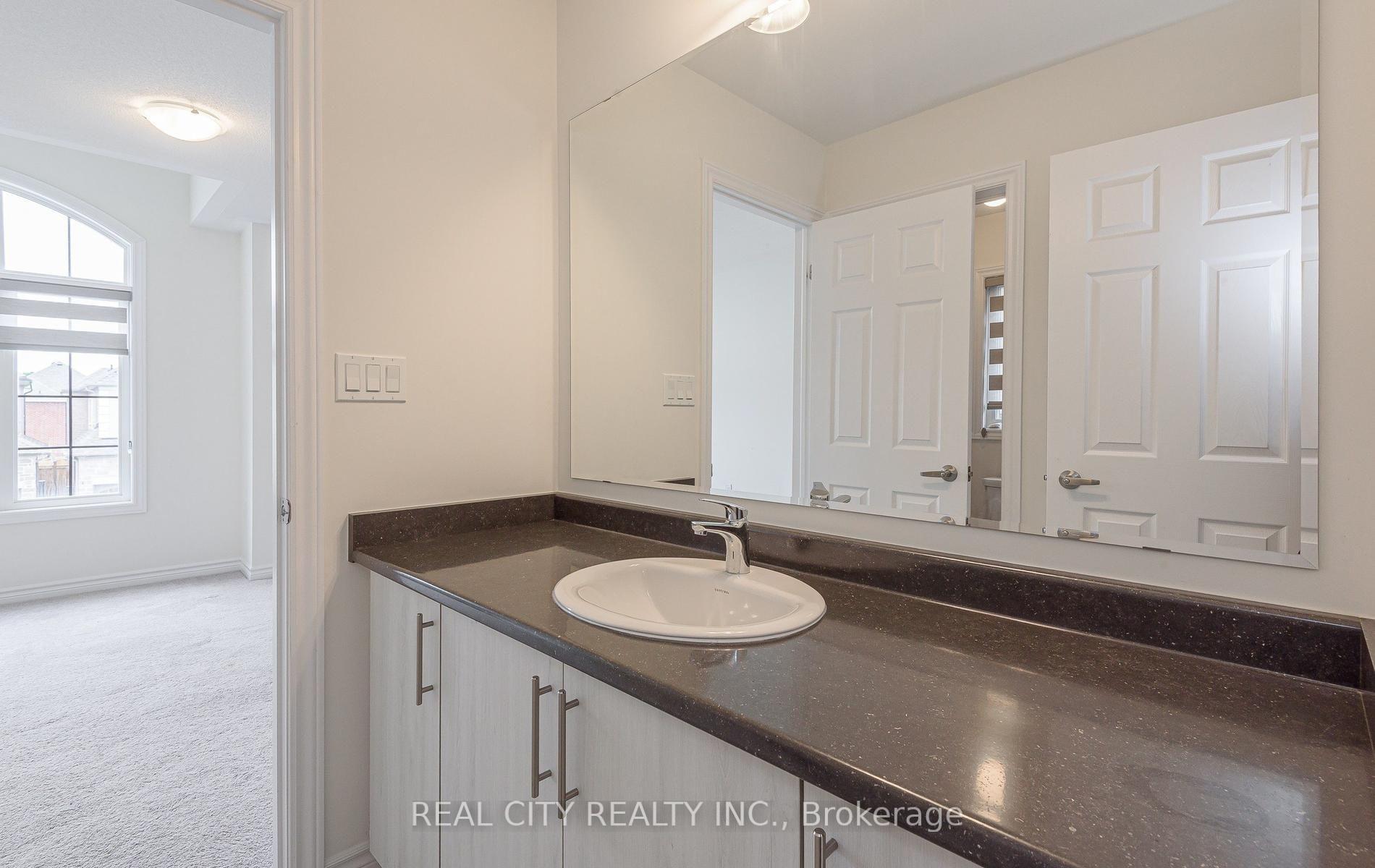 Photo 36 of 202 Doug Finney Street, Oshawa, Eastdale — HOMEH