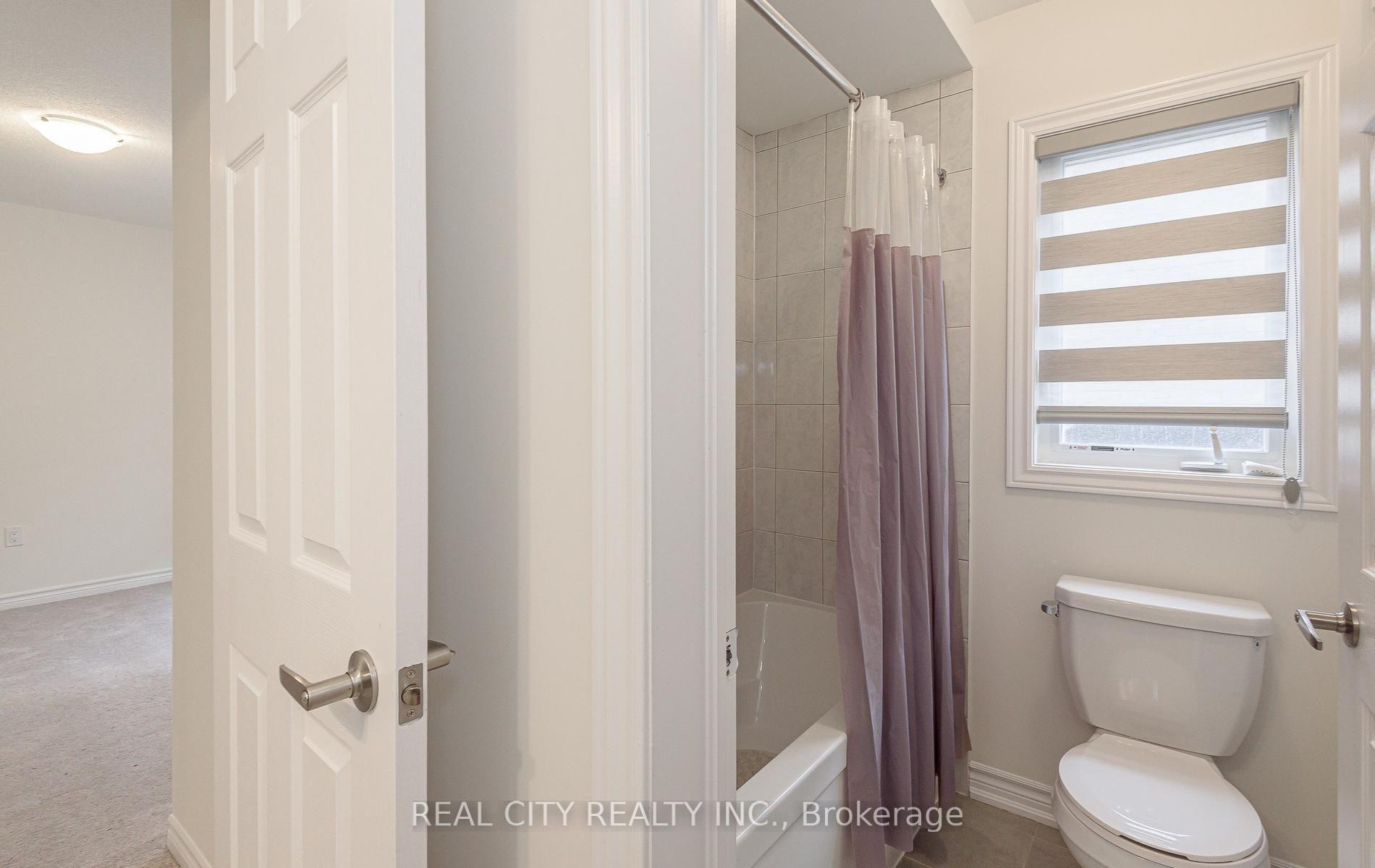 Photo 37 of 202 Doug Finney Street, Oshawa, Eastdale — HOMEH