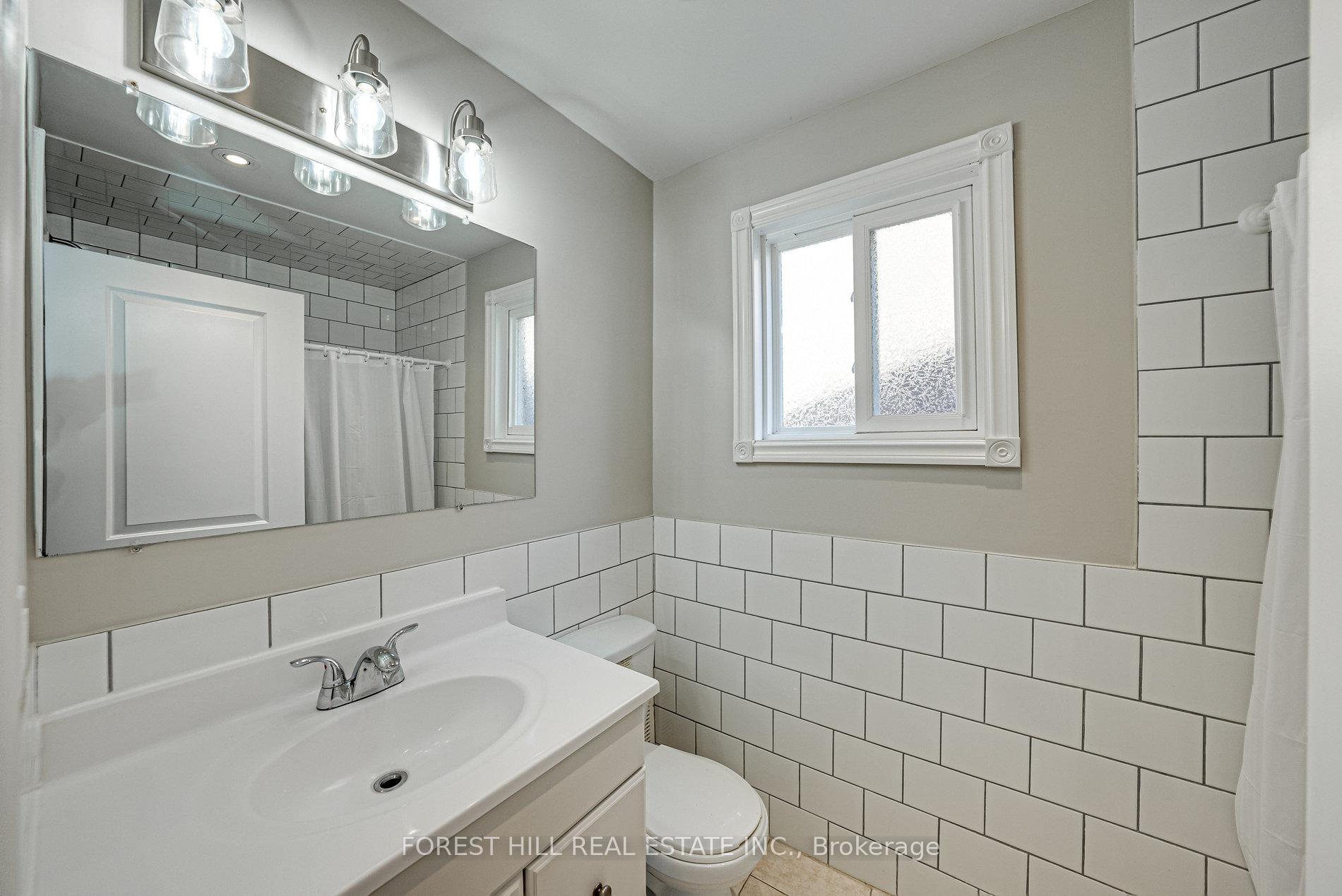 Photo 25 of 300 Conley Street, Vaughan, Lakeview Estates — HOMEH