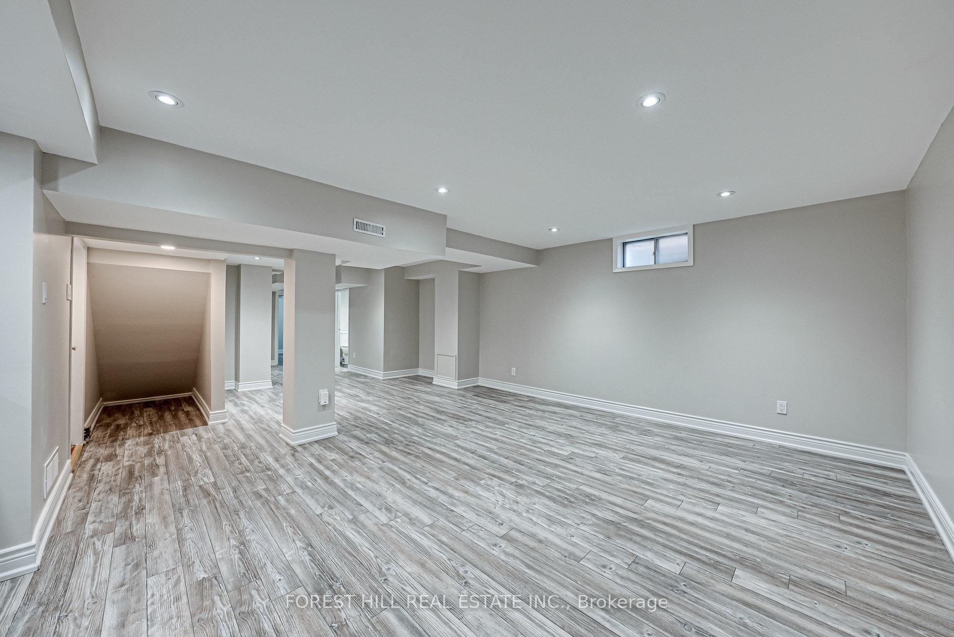 Photo 28 of 300 Conley Street, Vaughan, Lakeview Estates — HOMEH