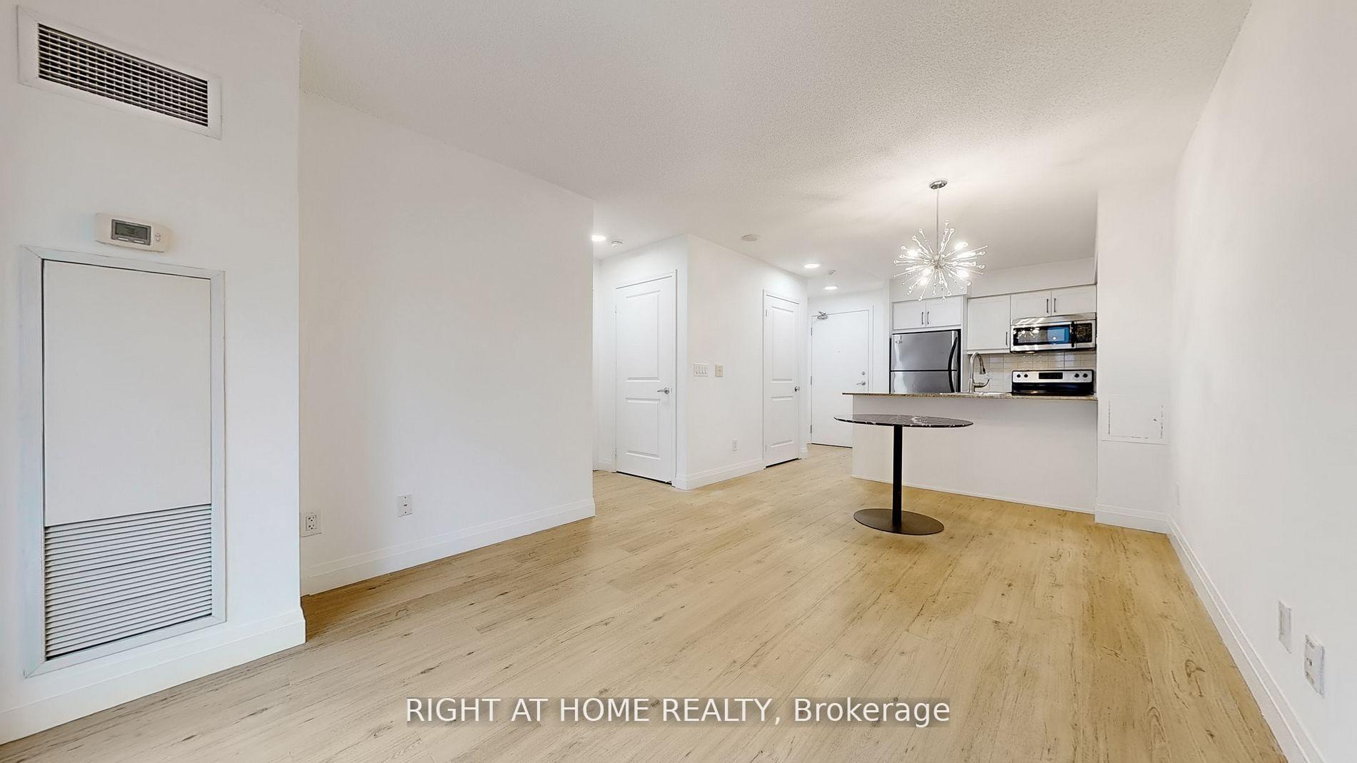 Front of Unit 605, 27 Rean Drive