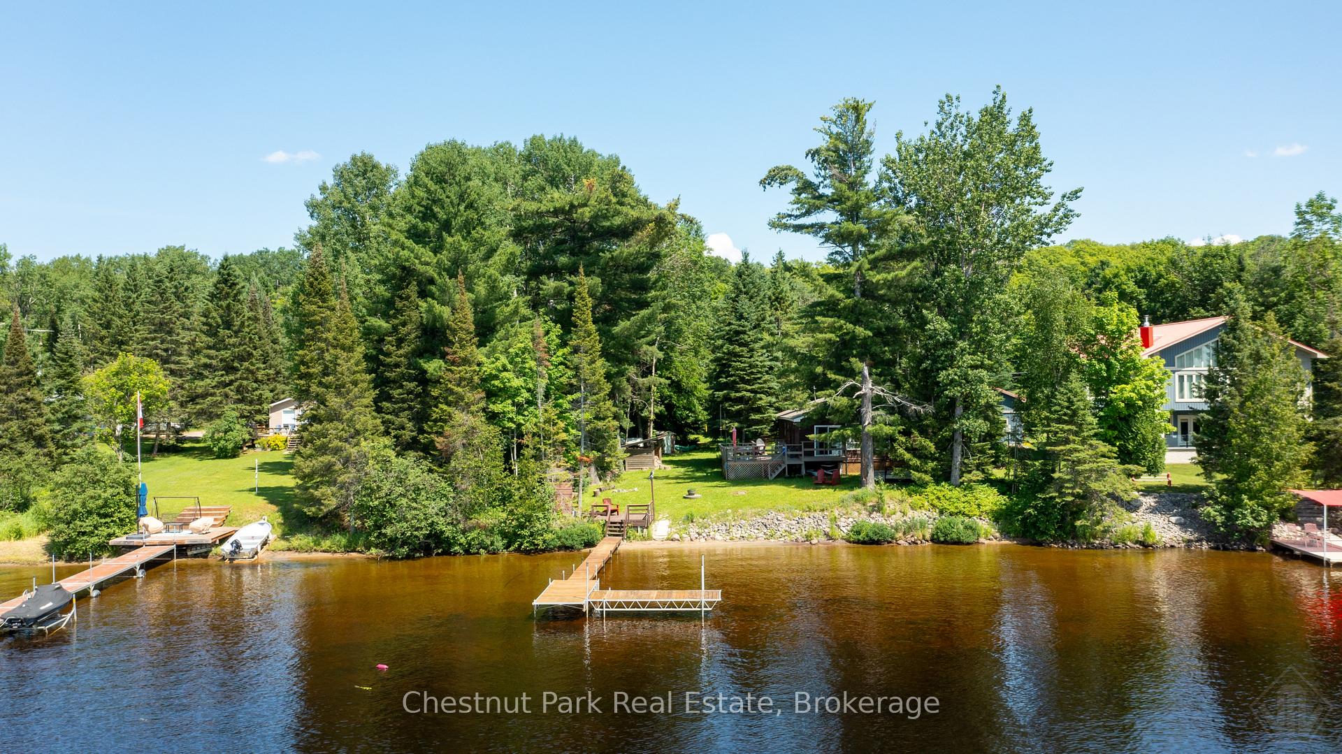 Photo 3 of 254 Chapman Drive W, Magnetawan — HOMEH