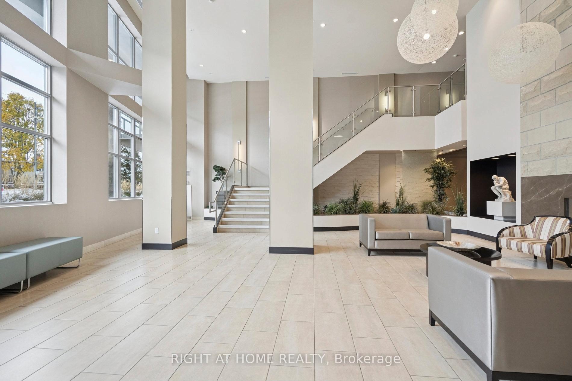 Photo 2 of Unit 1002, 551 Maple Avenue, Burlington, Brant — HOMEH