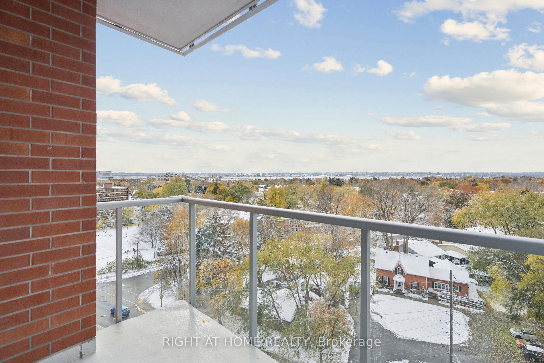 Photo 7 of Unit 1002, 551 Maple Avenue, Burlington, Brant — HOMEH