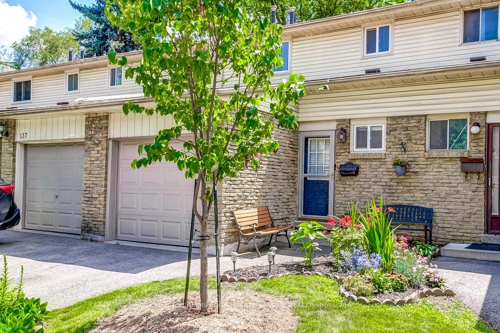 Photo 2 of Unit 138, 100 Quigley Road, Hamilton, Vincent — HOMEH